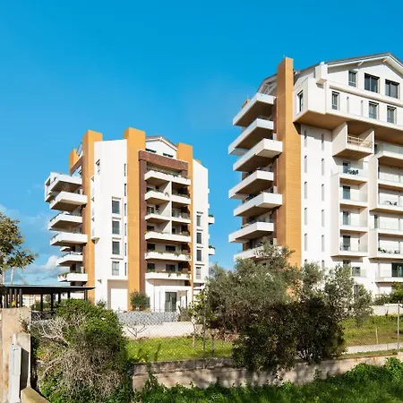 Alfiere Arc Loft By Klodge *