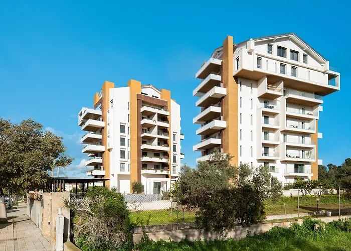 Alfiere Arc Loft By Klodge *